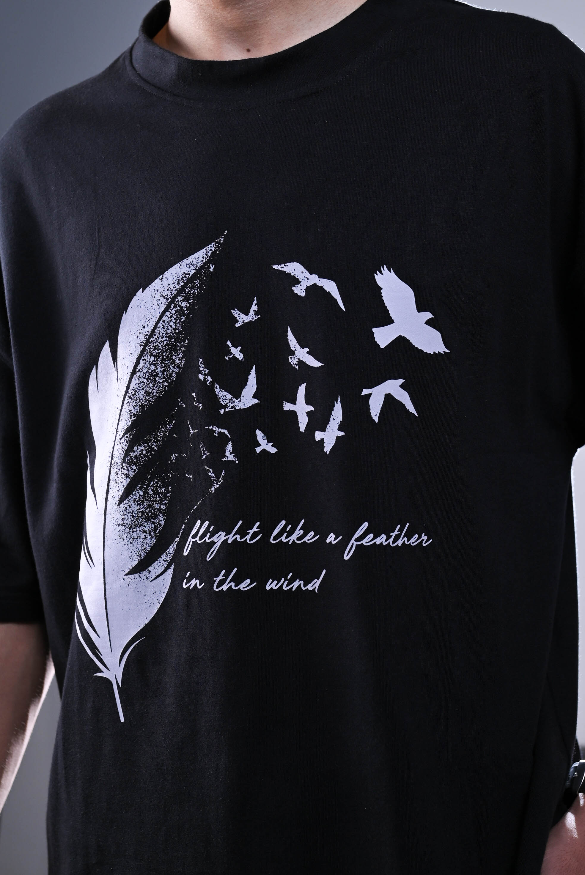 Feather Black Oversized Graphic T-Shirt!