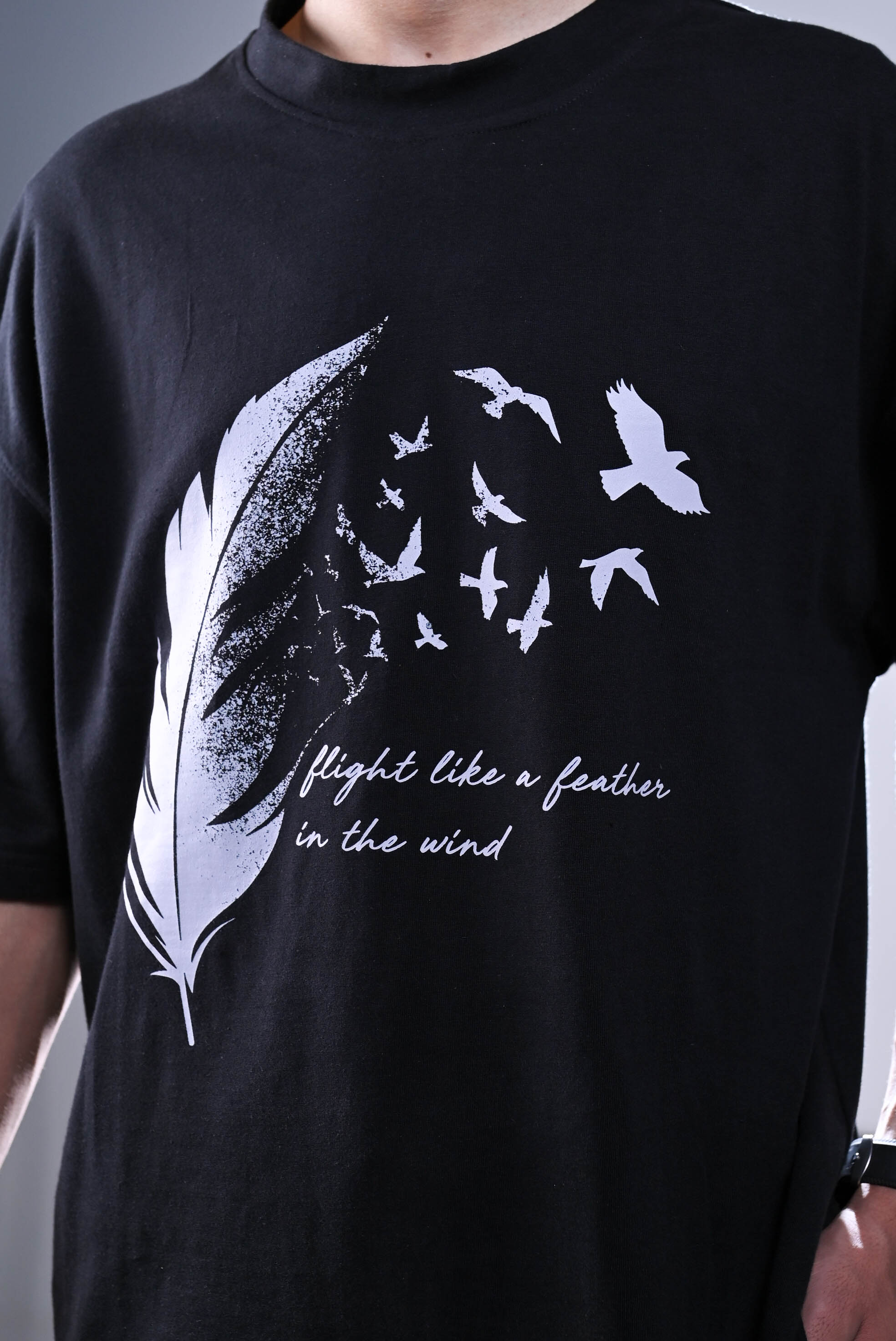 Feather Black Oversized Graphic T-Shirt!
